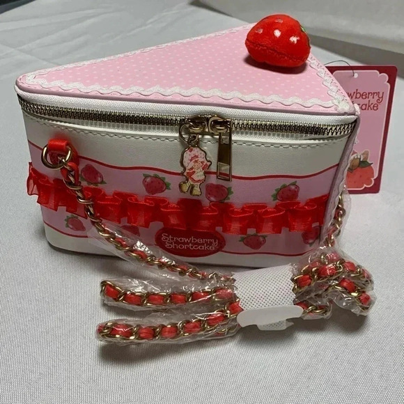 Strawberry Shortcake Handbags - COPY - STRAWBERRY🍓SHORTCAKE Cake Slice Purse,Crossbody. NWT.